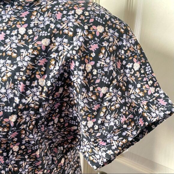 Universal Thread short sleeve button down navy floral shirt - Picture 10 of 12